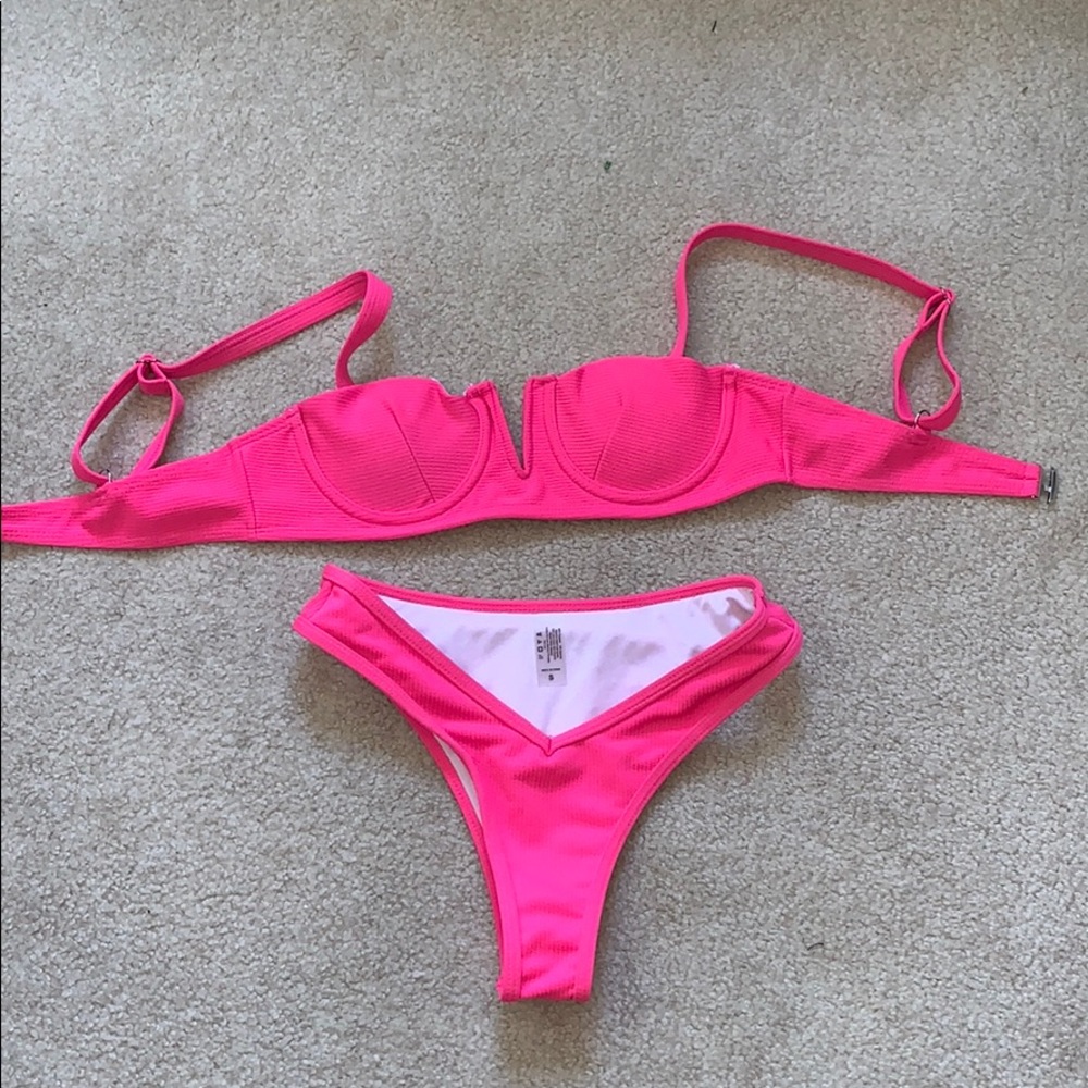 Bathing suit